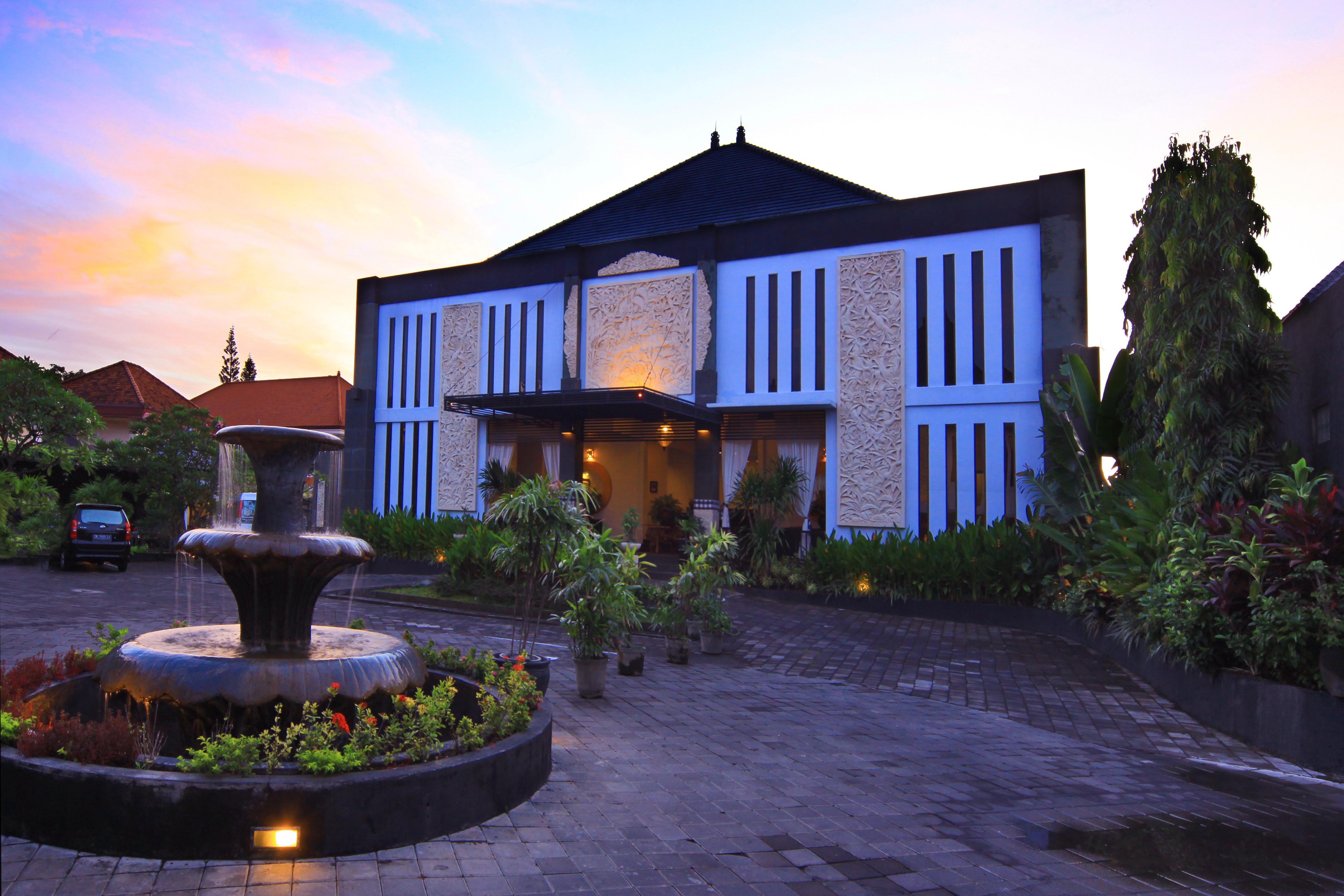 The Radiant Hotel & Spa Tuban Exterior foto