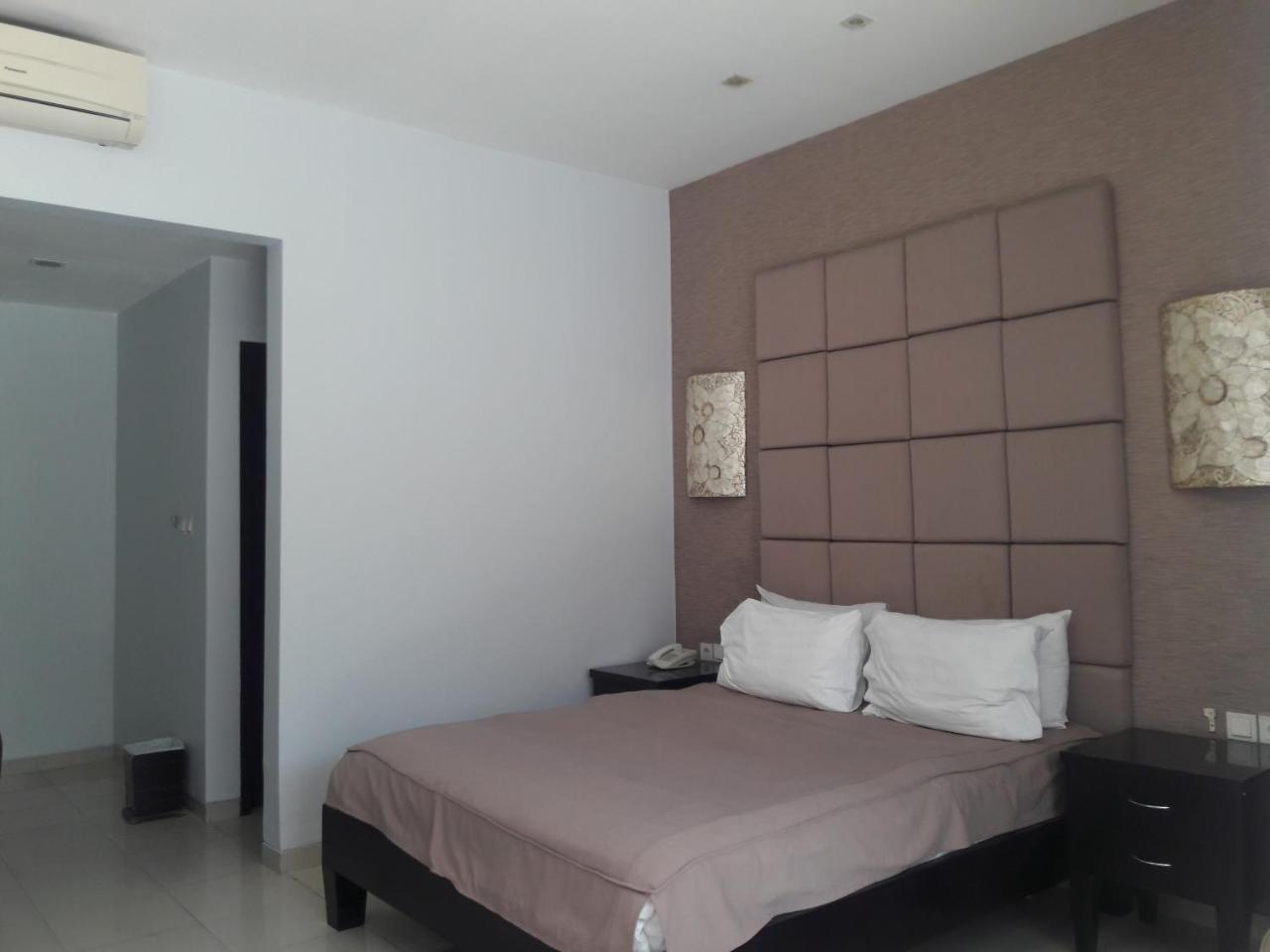 The Radiant Hotel & Spa Tuban Exterior foto