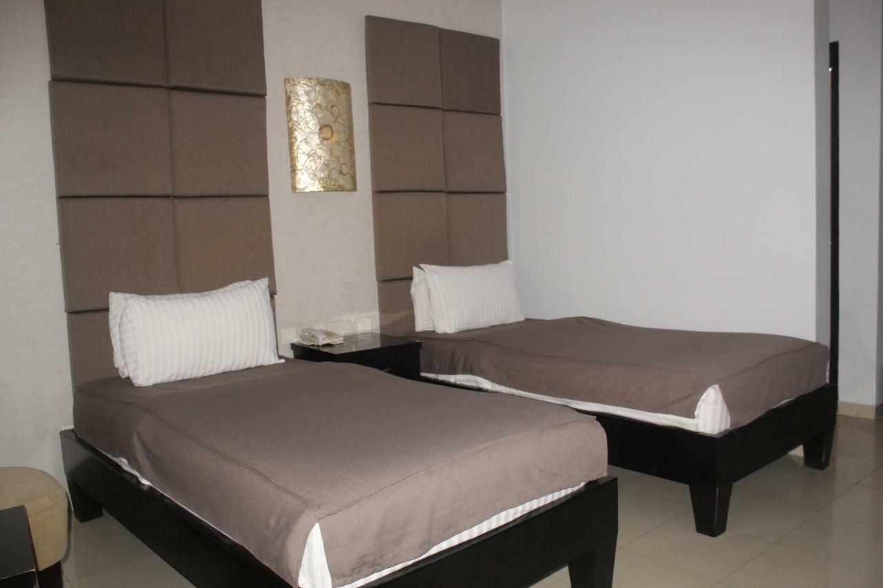 The Radiant Hotel & Spa Tuban Exterior foto